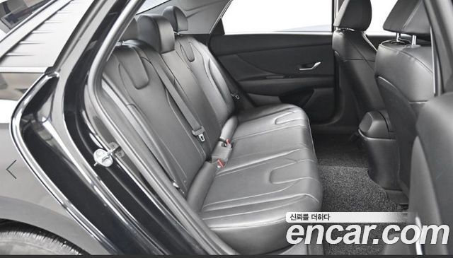 Hyundai AVANTE 2023 — photo 11