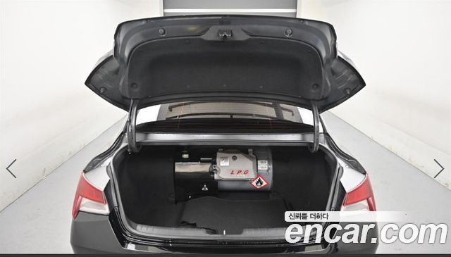 Hyundai AVANTE 2023 — photo 18