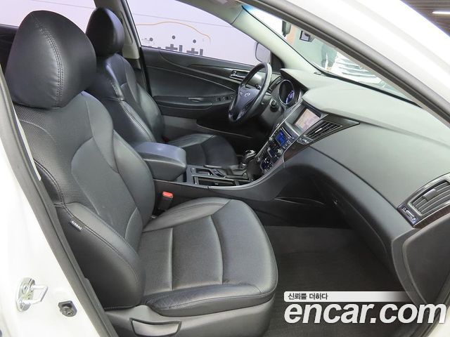 Hyundai Sonata 2013 — photo 6