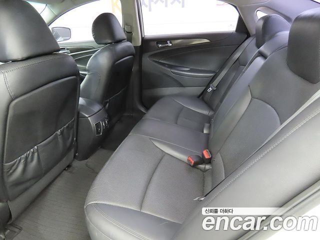 Hyundai Sonata 2013 — photo 8