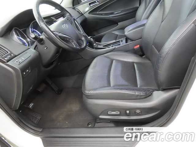 Hyundai Sonata 2013 — photo 9