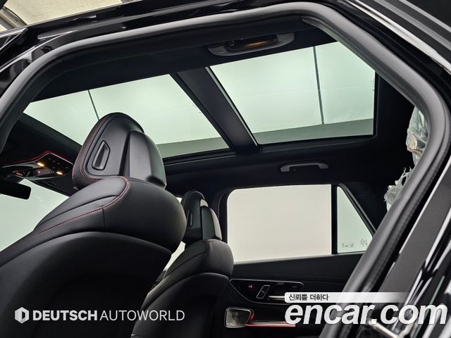 Mercedes-Benz GLC-Class 2026 — photo 18