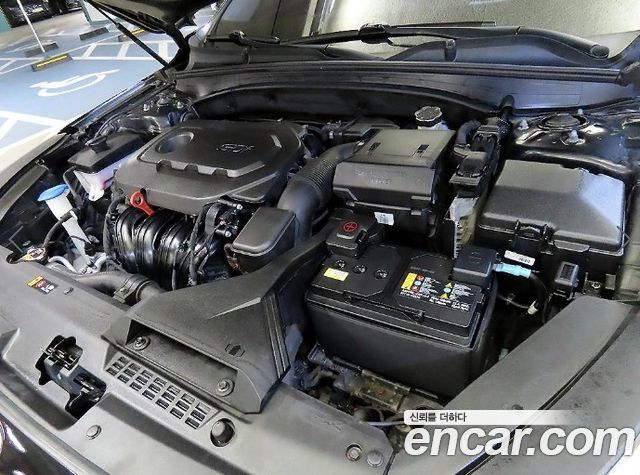Kia K7 2017 — photo 19