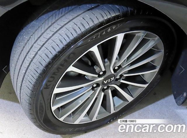 Kia K7 2017 — photo 20