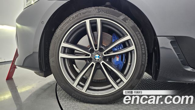BMW Gran Turismo 2023 — photo 5