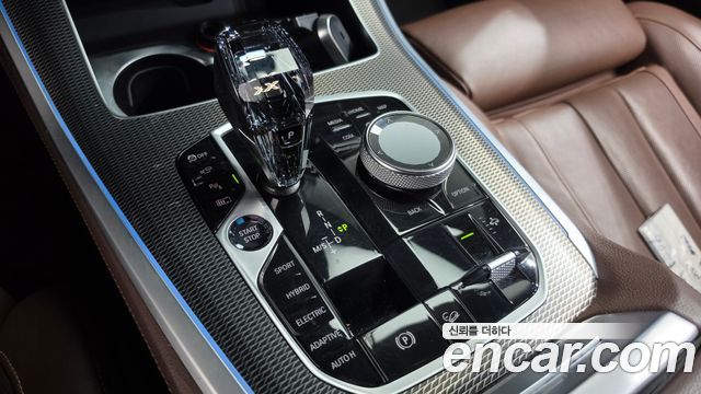 BMW X5 2021 — photo 12