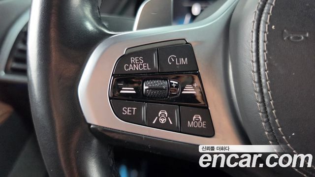 BMW X5 2021 — photo 22