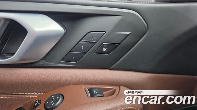 BMW X5 2021 — photo 29