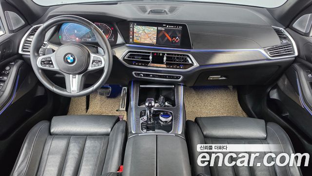 BMW X5 2021 — photo 10