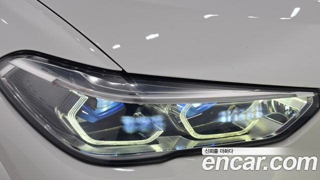 BMW X5 2021 — photo 8