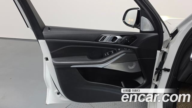 BMW X5 2021 — photo 14
