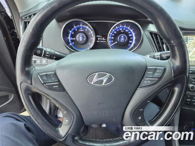 Hyundai Sonata 2014 — photo 11