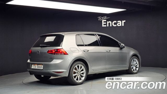 Volkswagen Golf 2014 — photo 2