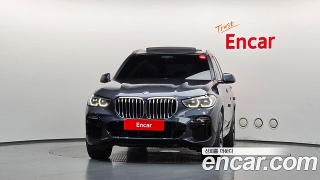 BMW X5 2021 — photo 3