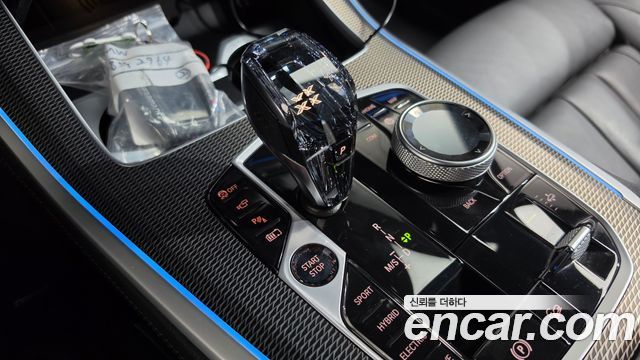 BMW X5 2021 — photo 12