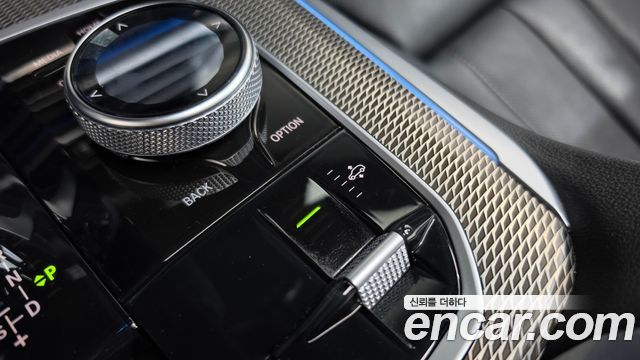 BMW X5 2021 — photo 22