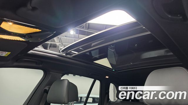 BMW X5 2021 — photo 24