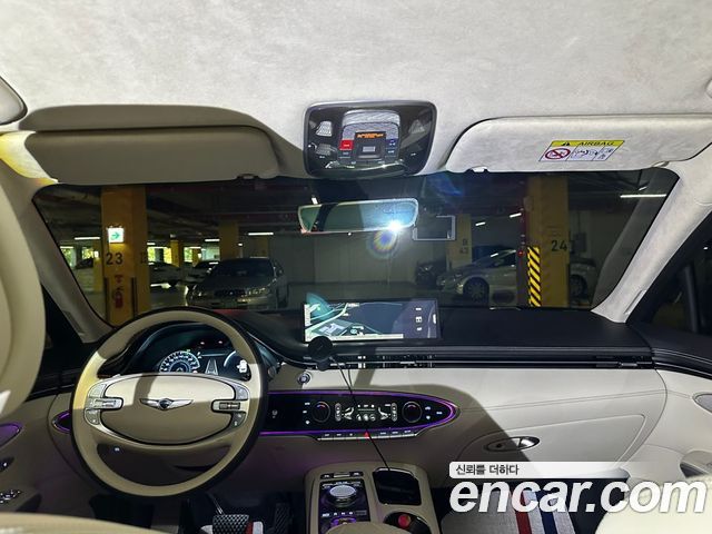 Genesis GV70 2024 — photo 8