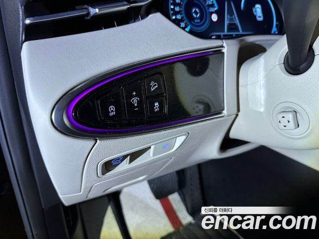 Genesis GV70 2024 — photo 9