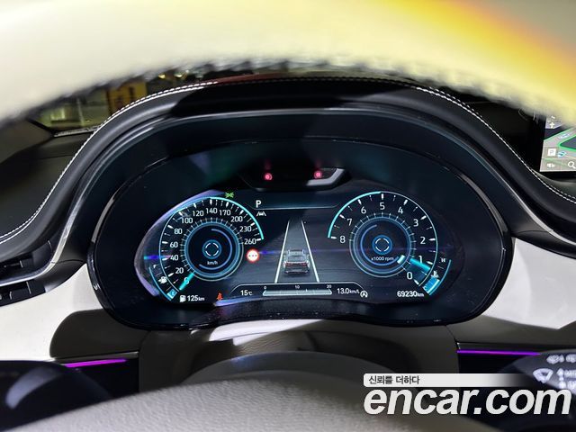 Genesis GV70 2024 — photo 11