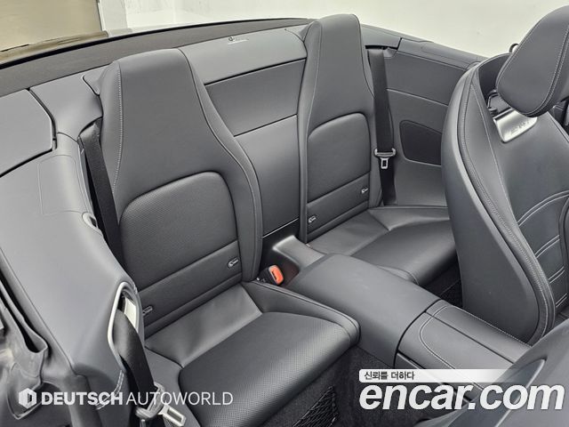 Mercedes-Benz SL-Class 2026 — photo 12