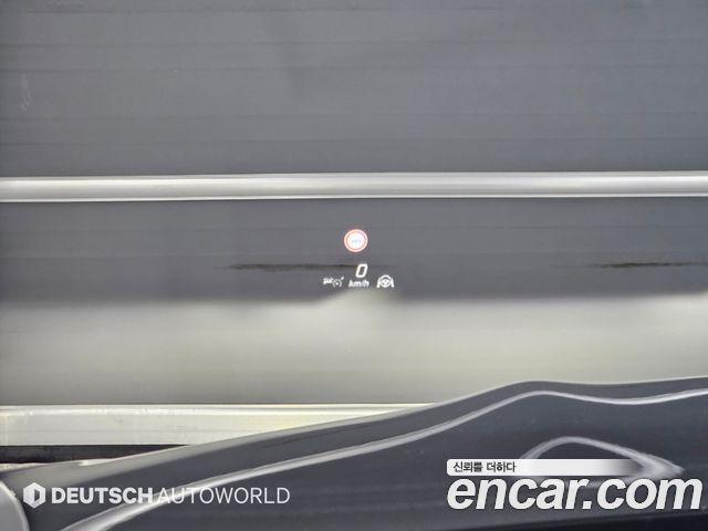 Mercedes-Benz SL-Class 2026 — photo 17