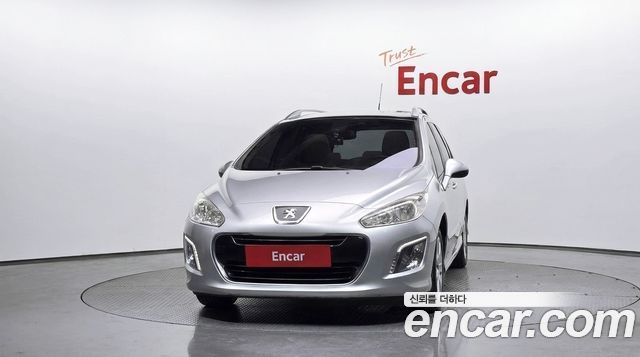 Peugeot 308 2013 — photo 3