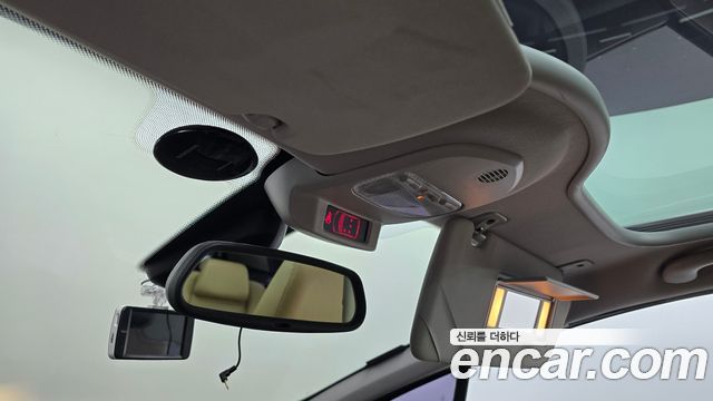 Peugeot 308 2013 — photo 28