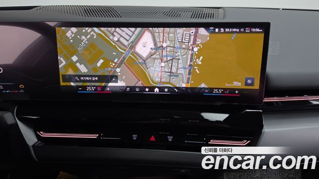 BMW 5-Series 2024 — photo 19