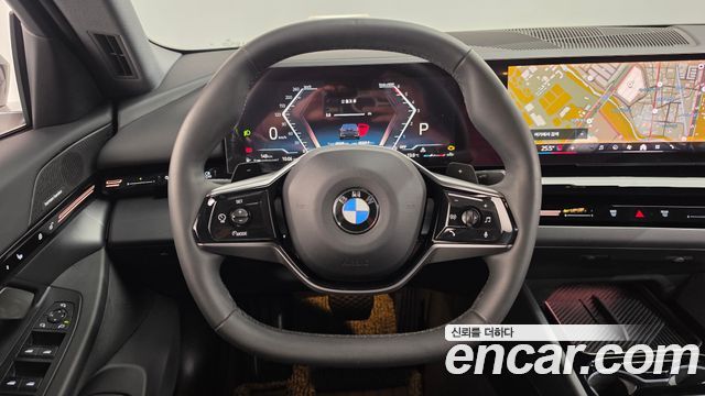 BMW 5-Series 2024 — photo 20