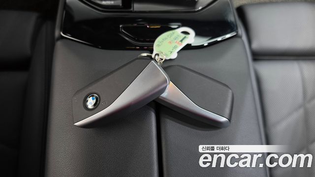 BMW 5-Series 2024 — photo 23