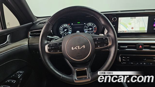 Kia K5 2022 — photo 19