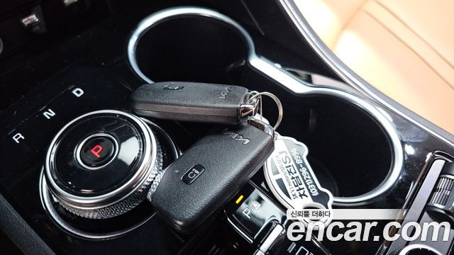 Kia K5 2022 — photo 22