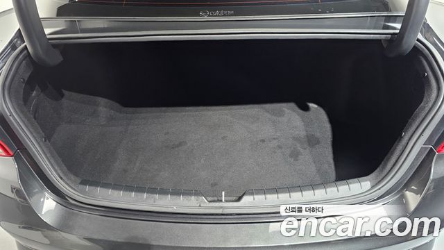 Kia K5 2022 — photo 23