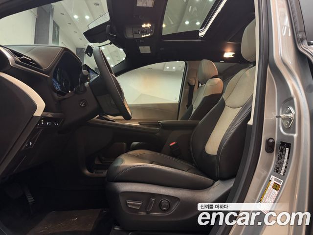 Toyota Sienna 2025 — photo 8