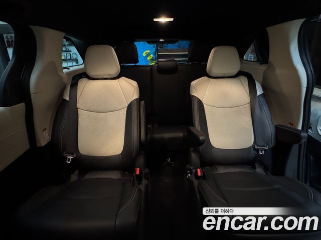 Toyota Sienna 2025 — photo 17