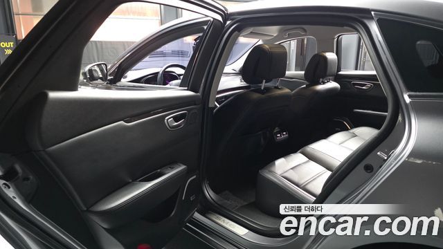 Renault Korea SM6 2016 — photo 16