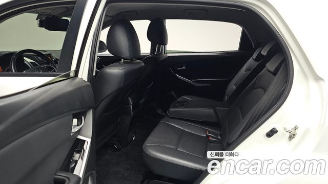 KG Mobility KORANDO 2018 — photo 18
