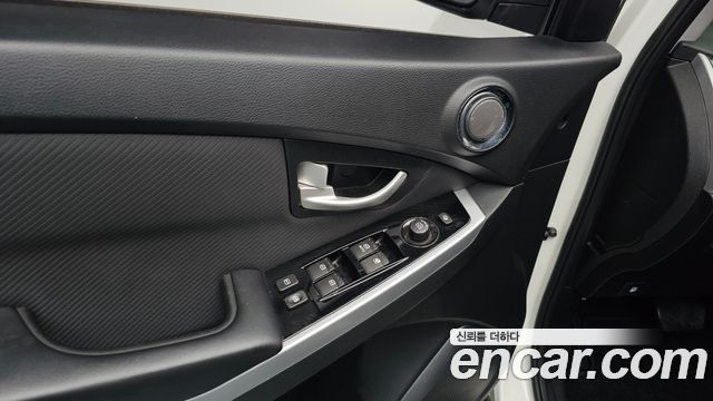 KG Mobility KORANDO 2018 — photo 22