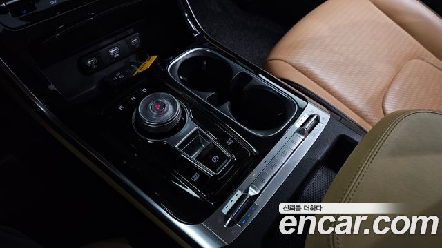 Kia Canival 2021 — photo 12