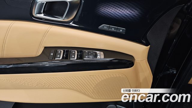 Kia Canival 2021 — photo 23