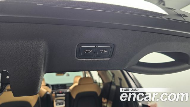 Kia Canival 2021 — photo 33