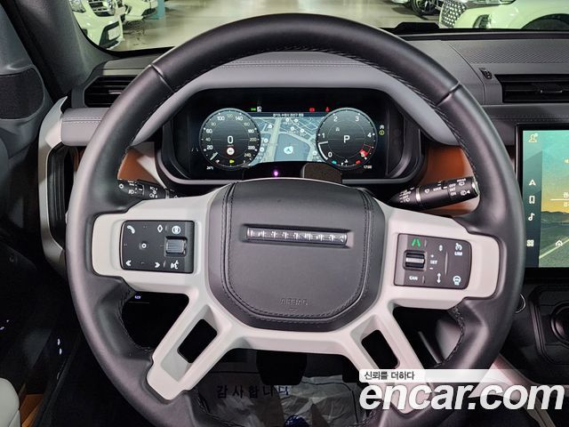 Land Rover Defender 2026 — photo 15