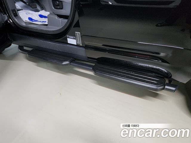 Land Rover Defender 2026 — photo 19
