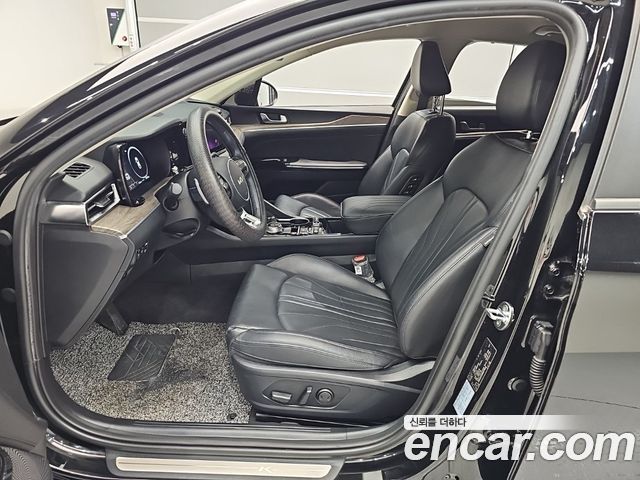 Kia K5 2022 — photo 10