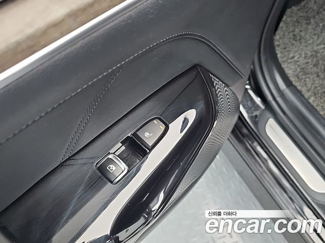 Kia K5 2022 — photo 16