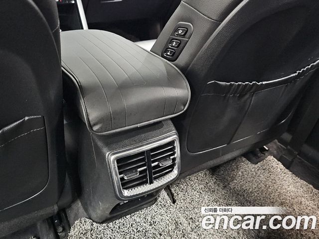 Kia K5 2022 — photo 17