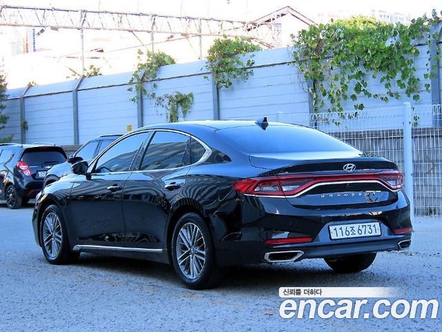 Hyundai Grandeur 2018 — photo 2