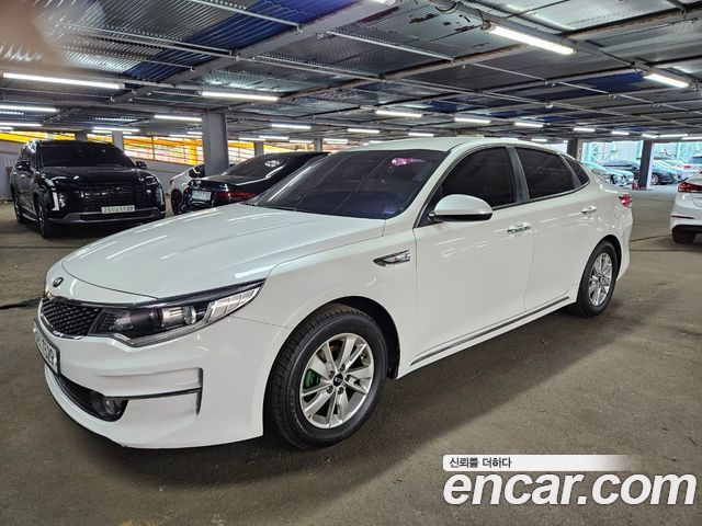 Kia K5 2017 — photo 1