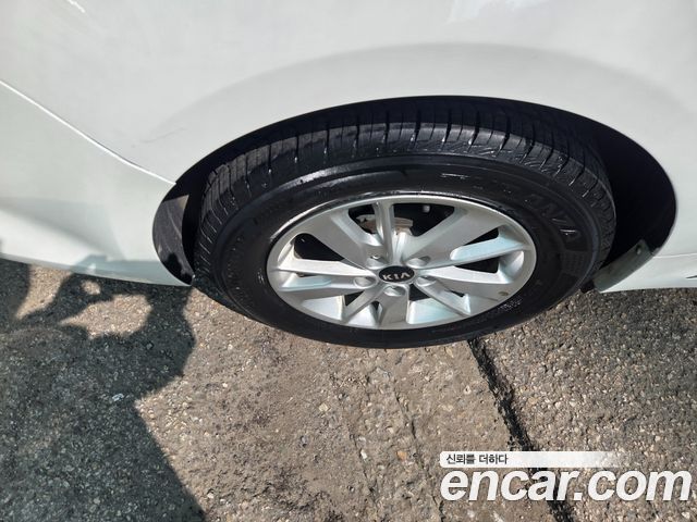 Kia K5 2017 — photo 5